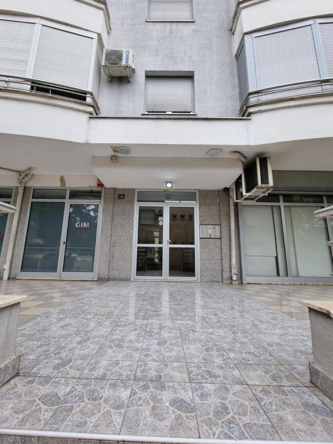 One Bedroom Centre Apartment Podgorica Kültér fotó